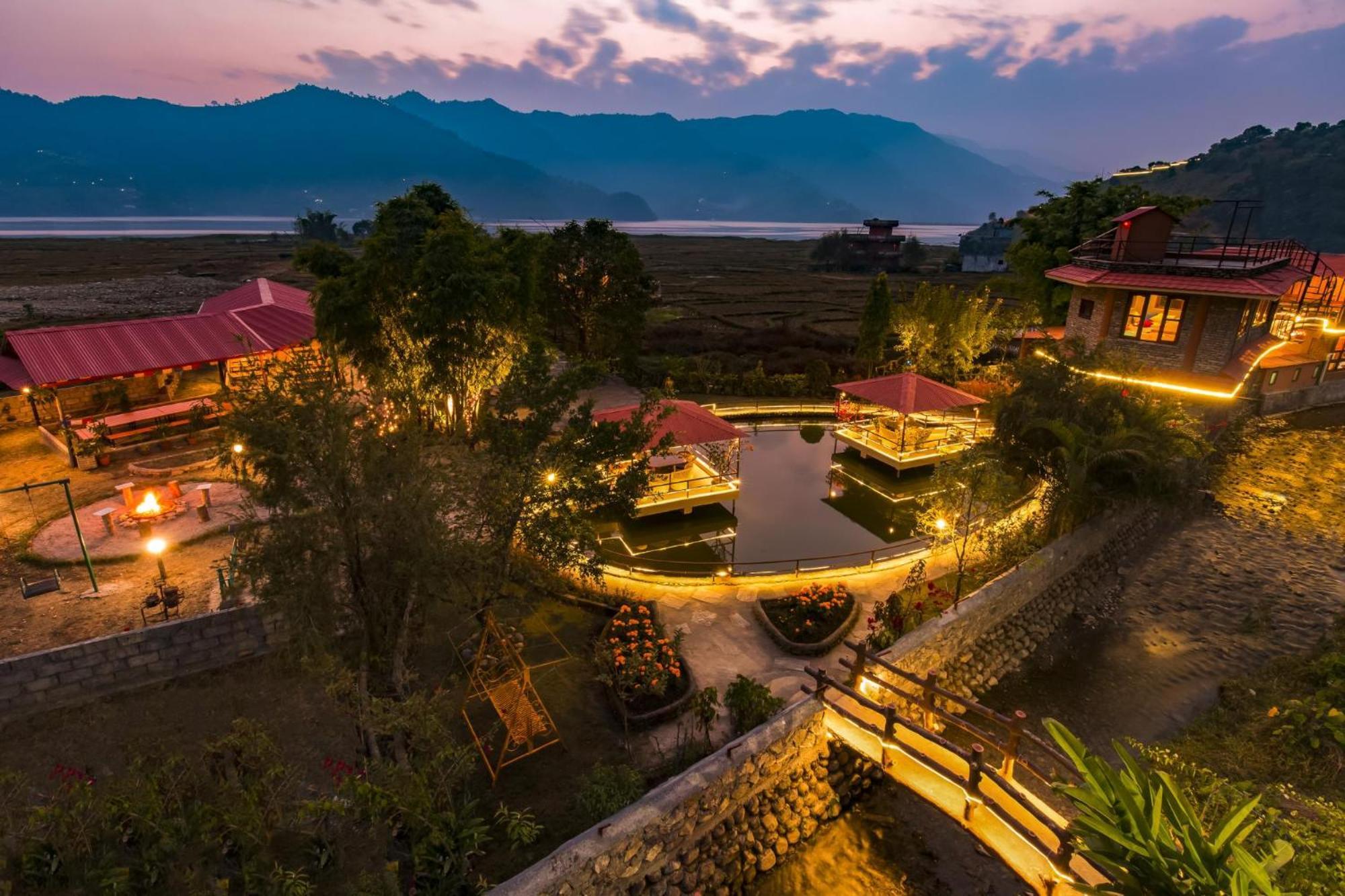 Zostel Pokhara Hostel Exterior foto
